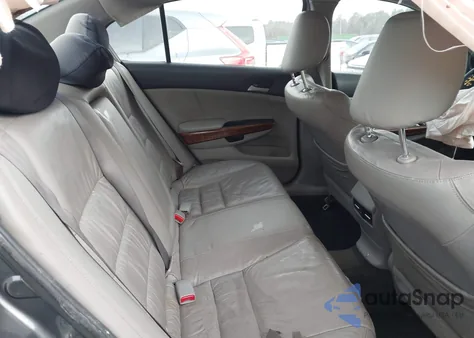 2011 Honda Accord 3.5 Ex-L z USA, uszkodzony, nr VIN 1HGCP3F82BA005545